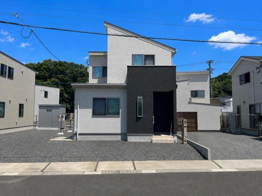 4LDK house in Oita, Oita - Photo 1