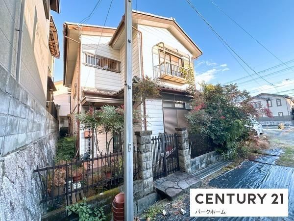 5DK house in Otsu, Shiga - Photo 1