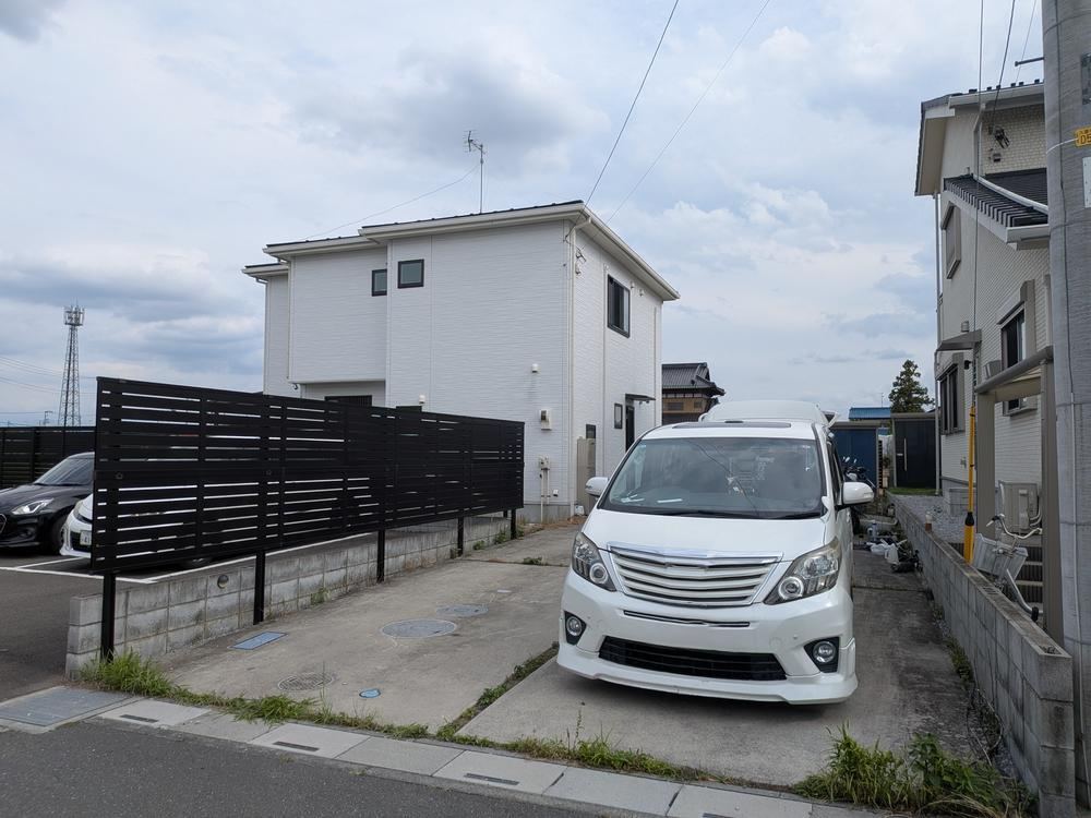 3LDK house in Kuki, Saitama - Photo 1