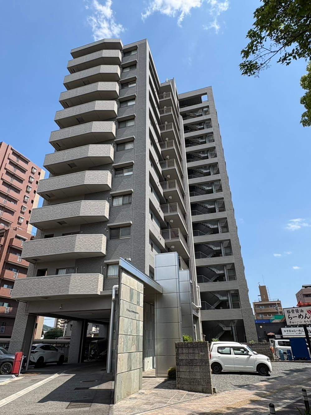 4LDK apartment in Asaminami Ward, Hiroshima - Photo 1