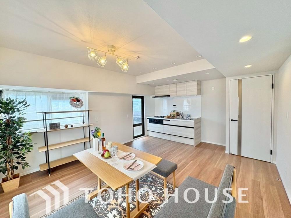 2LDK+S apartment in Minato Ward, Nagoya, Aichi - Photo 1