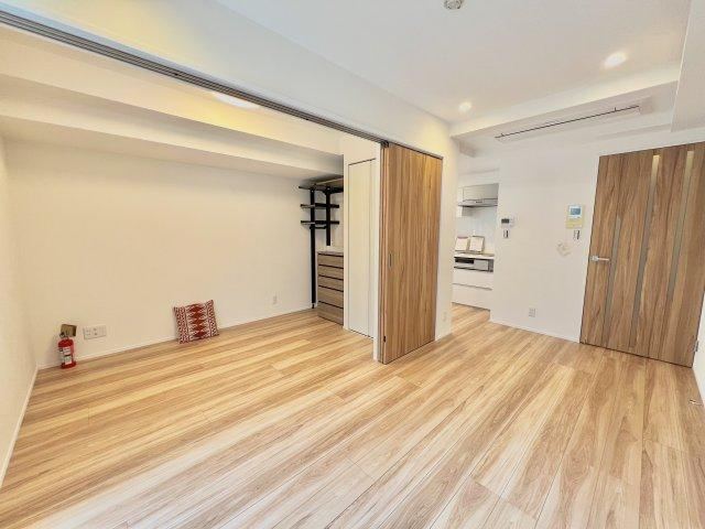 1LDK apartment in Shibuya Ward, Tokyo - Photo 1