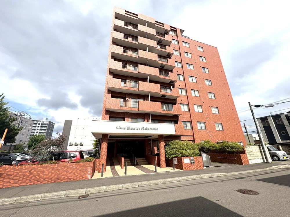 2DK apartment in Toyohira Ward, Sapporo, Hokkaido - Photo 1