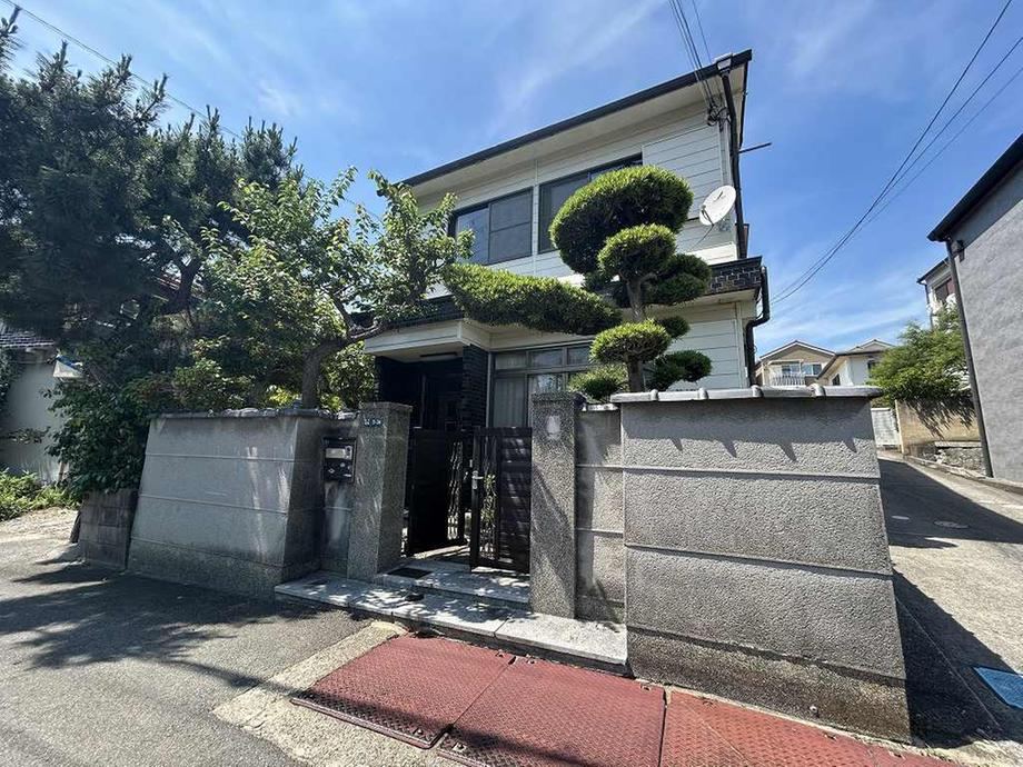 5DK house in Daito, Osaka - Photo 1