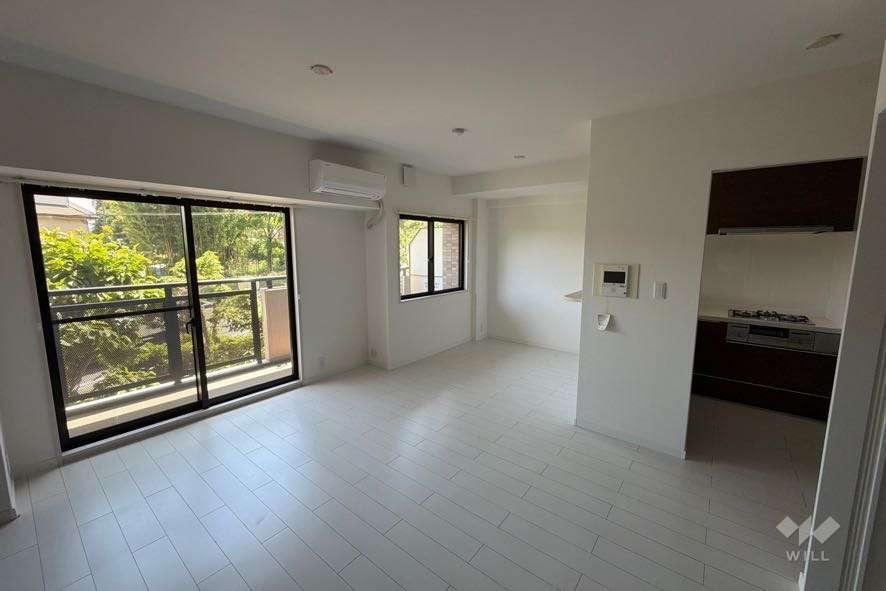 3LDK apartment in Nishinomiya, Hyogo - Photo 1
