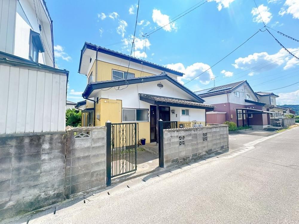 5DK house in Watari, Watari District, Miyagi - Photo 1