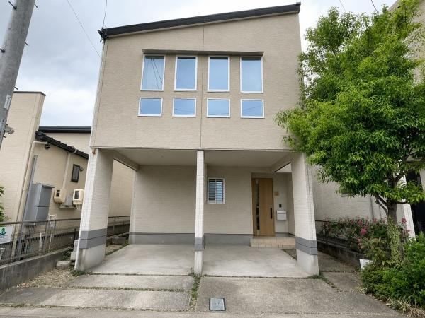 4LDK+S house in Toyoyama, Nishikasugai District, Aichi - Photo 1
