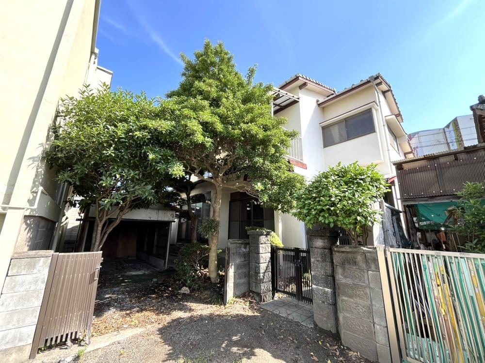 6DK house in Kurume, Fukuoka - Photo 1