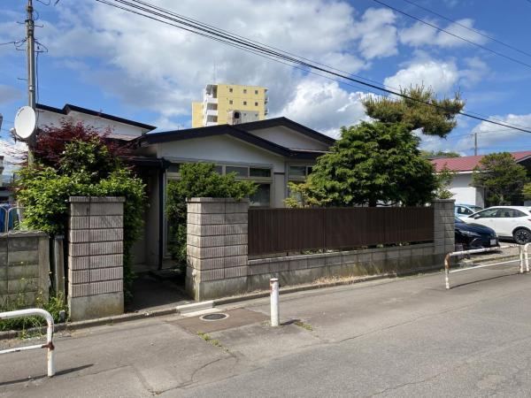 3LDK house in Hakodate, Hokkaido - Photo 1