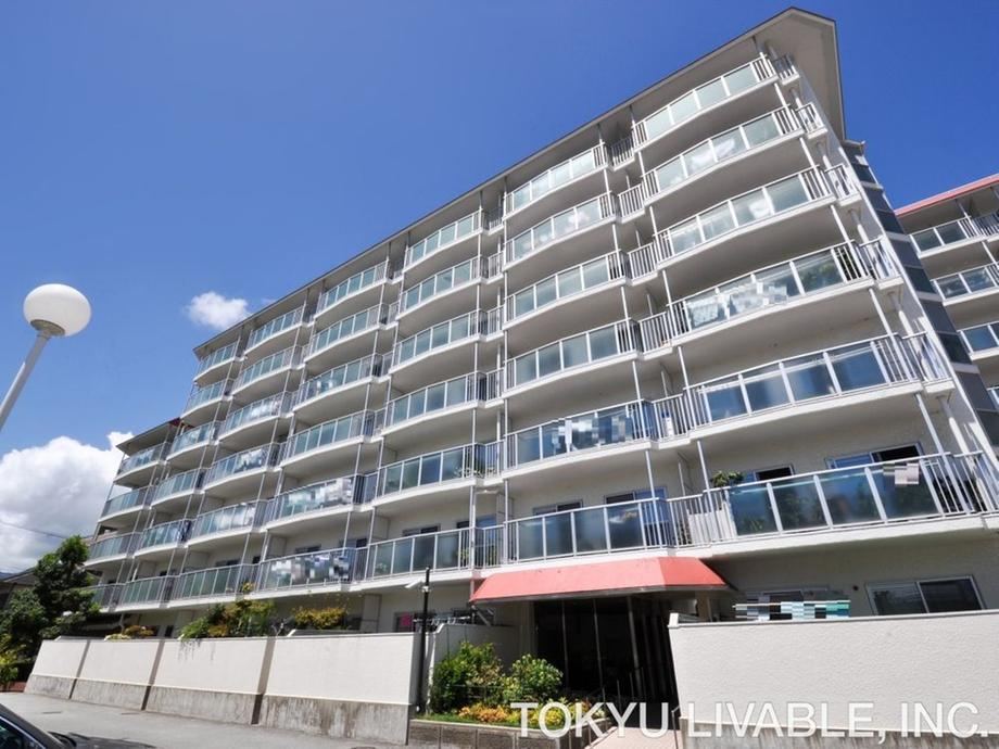 3LDK apartment in Nishinomiya, Hyogo - Photo 1