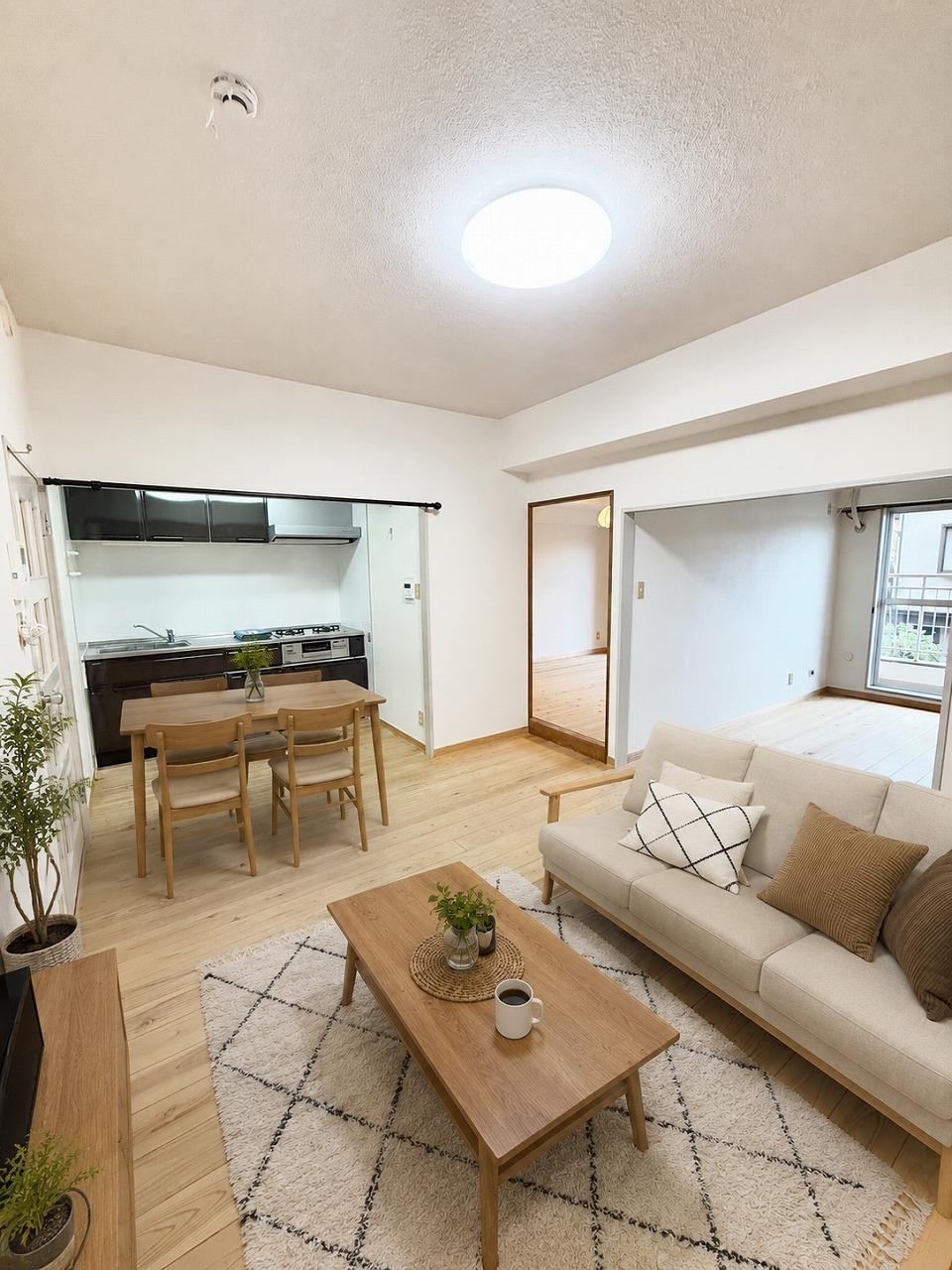 3DK apartment in Hino, Tokyo - Photo 1