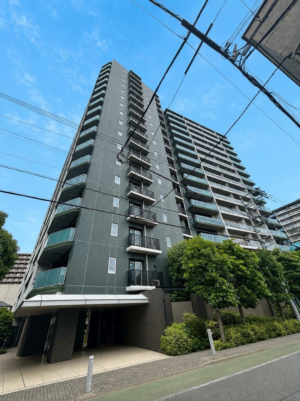 3LDK+S apartment in Itabashi Ward, Tokyo - Photo 1
