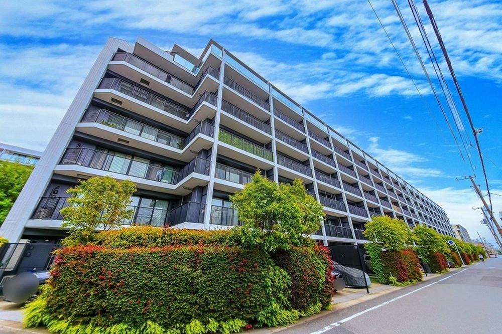3LDK apartment in Ichikawa, Chiba - Photo 1