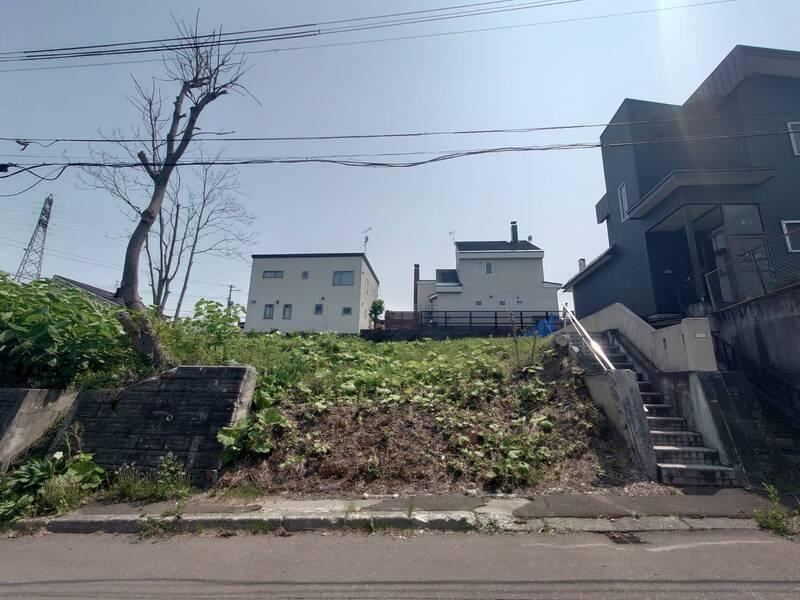 197 m² land in Minami Ward, Sapporo, Hokkaido - Photo 1
