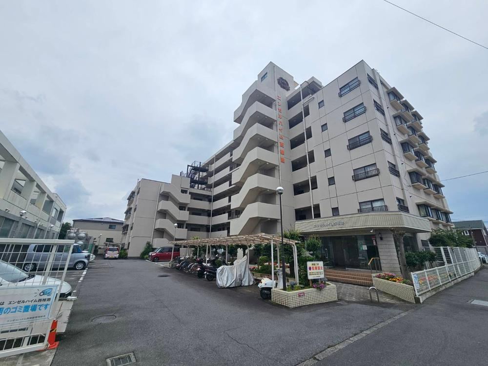 2LDK apartment in Numazu, Shizuoka - Photo 1