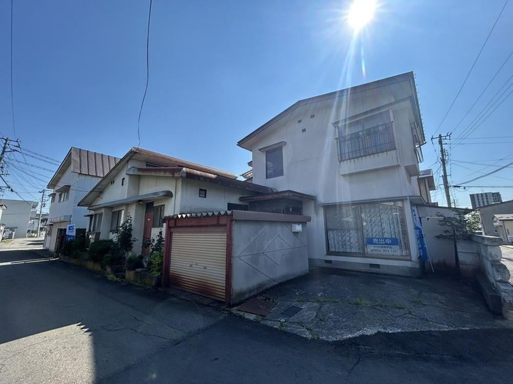 5LDK house in Aizuwakamatsu, Fukushima - Photo 1
