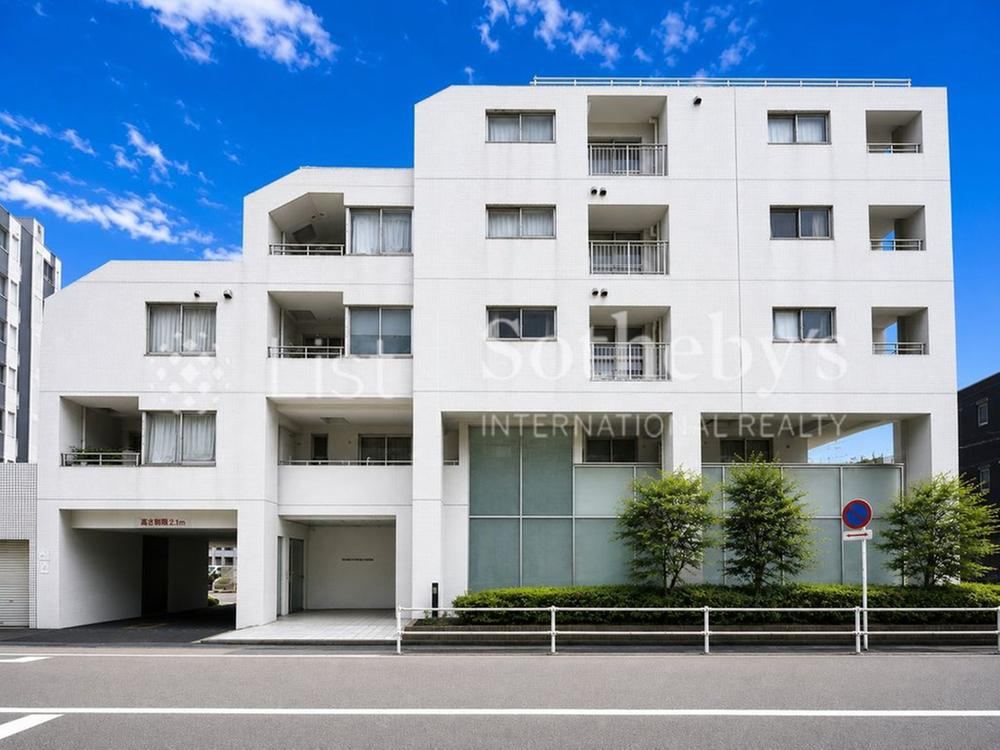 1LDK apartment in Nishi Ward, Yokohama, Kanagawa - Photo 1
