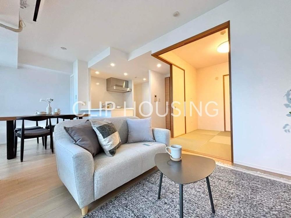 3LDK apartment in Chigasaki, Kanagawa - Photo 1