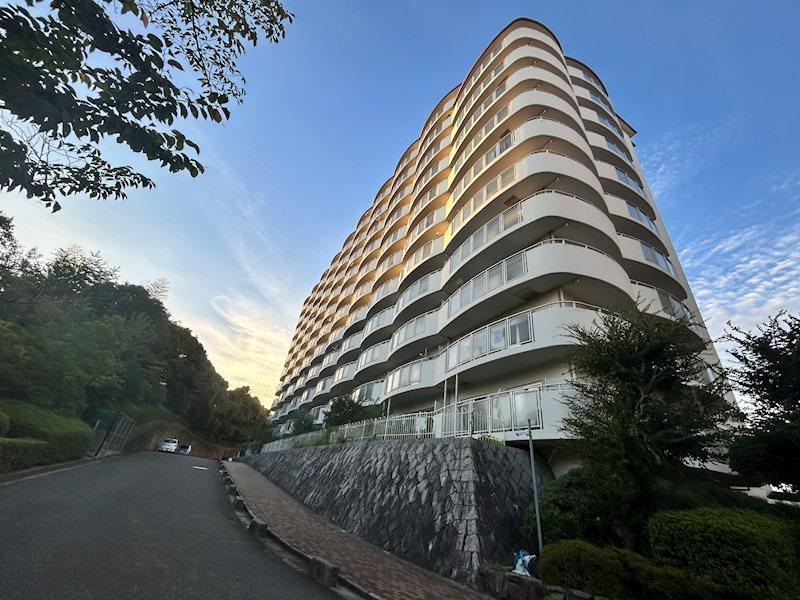 3LDK apartment in Mino, Osaka - Photo 1