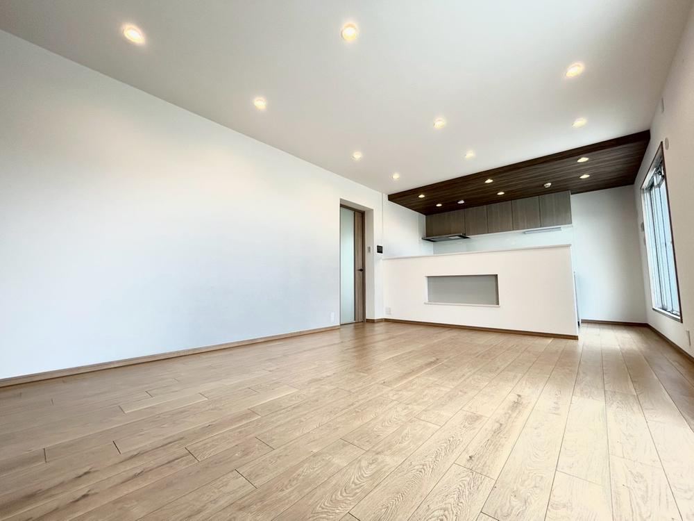 4LDK apartment in Nishi Ward, Kobe, Hyogo - Photo 1