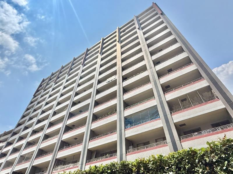 4LDK apartment in Ichikawa, Chiba - Photo 1