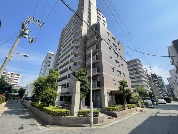 3LDK apartment in Sakai Ward, Sakai, Osaka - Photo 1