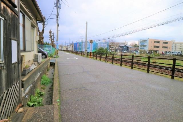 468 m² land in Kanazawa, Ishikawa - Photo 1