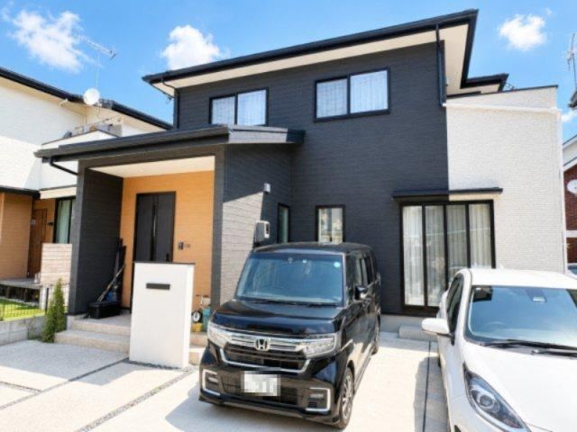 4LDK house in Asakita Ward, Hiroshima - Photo 1