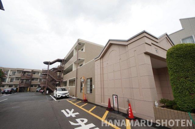 3LDK apartment in Wakaba Ward, Chiba - Photo 1