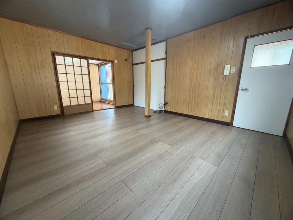 3DK house in Tsurumi Ward, Osaka - Photo 1