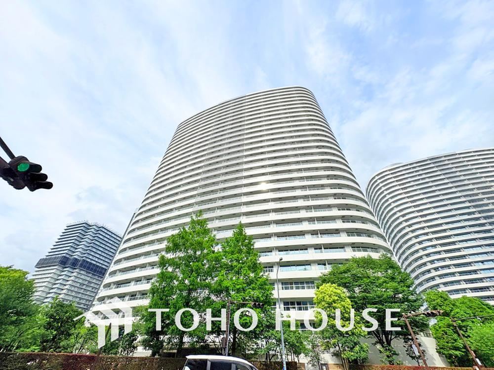 2LDK apartment in Nishi Ward, Yokohama, Kanagawa - Photo 1