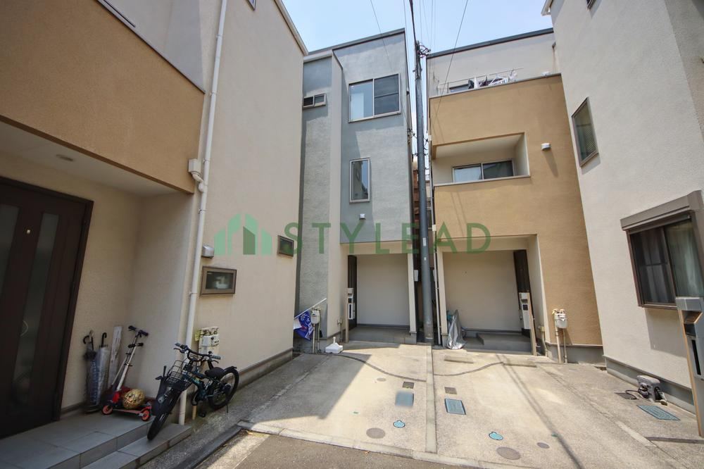 2LDK+S house in Kohoku Ward, Yokohama, Kanagawa - Photo 1