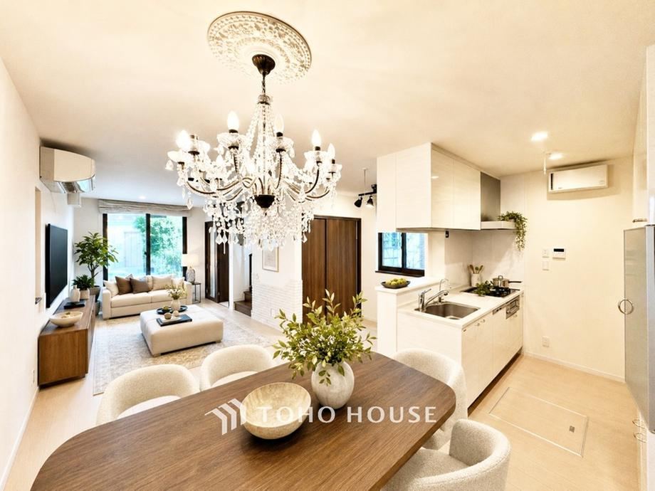 3LDK house in Shinjuku Ward, Tokyo - Photo 1