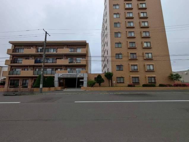 3LDK apartment in Higashi Ward, Sapporo, Hokkaido - Photo 1