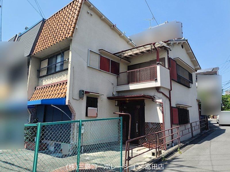 5LDK house in Takatsuki, Osaka - Photo 1