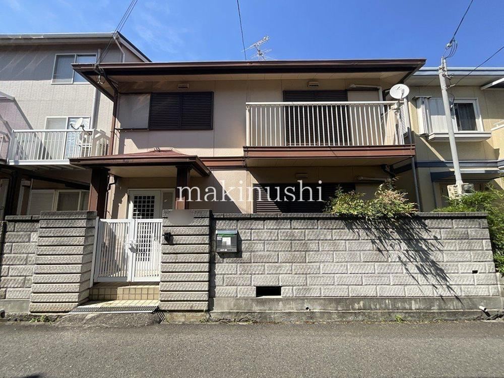 4LDK house in Mihara Ward, Sakai, Osaka - Photo 1