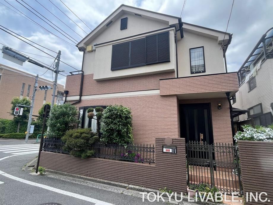 4LDK house in Suginami Ward, Tokyo - Photo 1