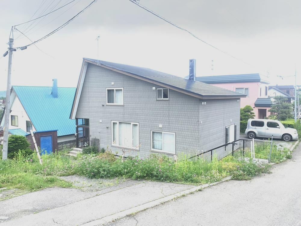 5LDK house in Otaru, Hokkaido - Photo 1