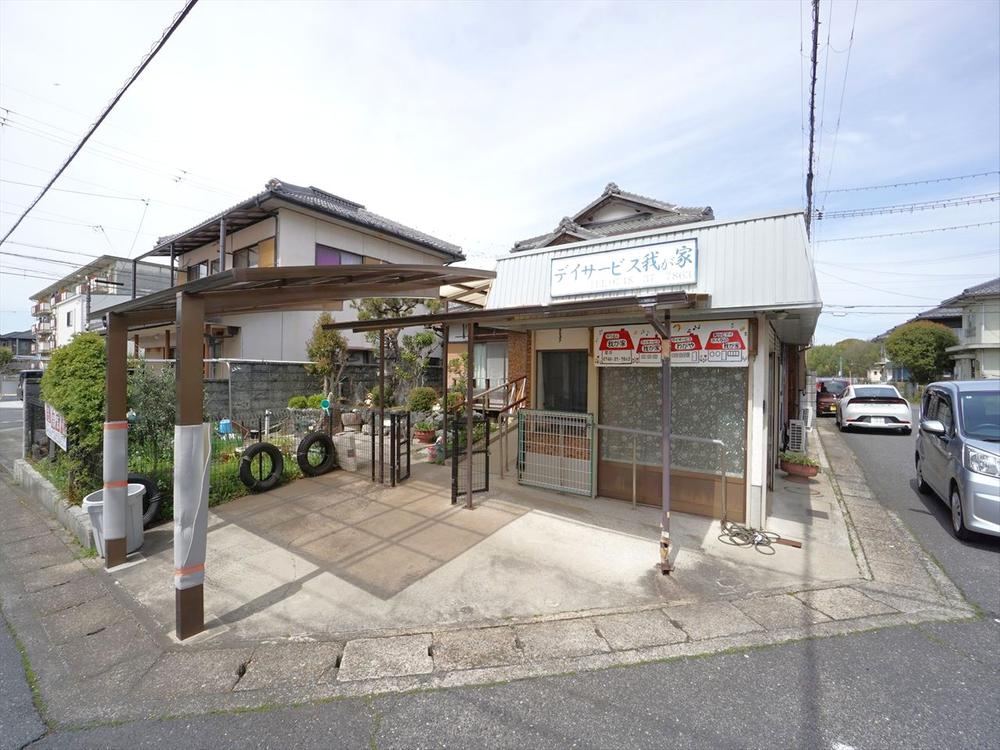 9LDK+S house in Omihachiman, Shiga - Photo 1