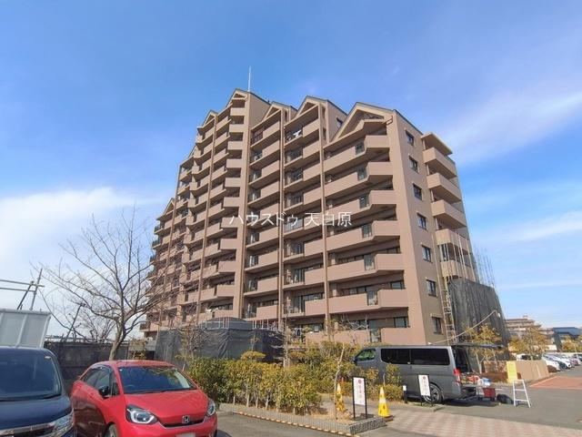 3LDK apartment in Nisshin, Aichi - Photo 1