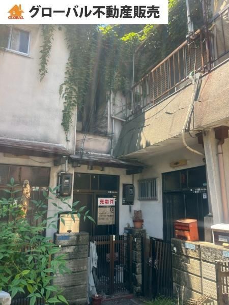 3DK house in Moriguchi, Osaka - Photo 1