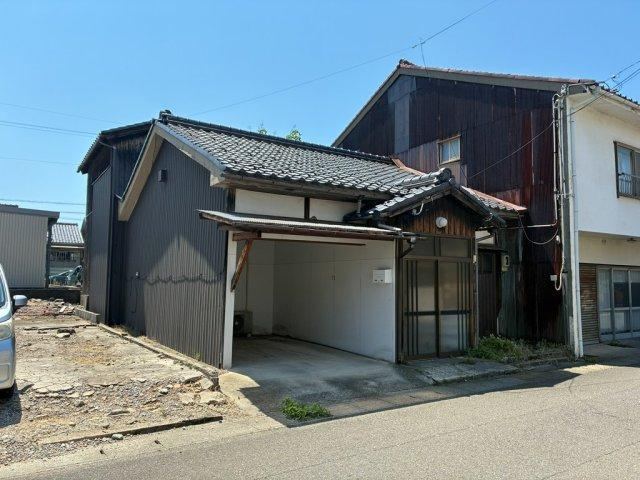 109 m² land in Tsuruga, Fukui - Photo 1
