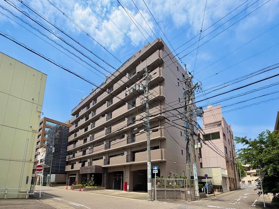 2LDK+S apartment in Nishi Ward, Nagoya, Aichi - Photo 1