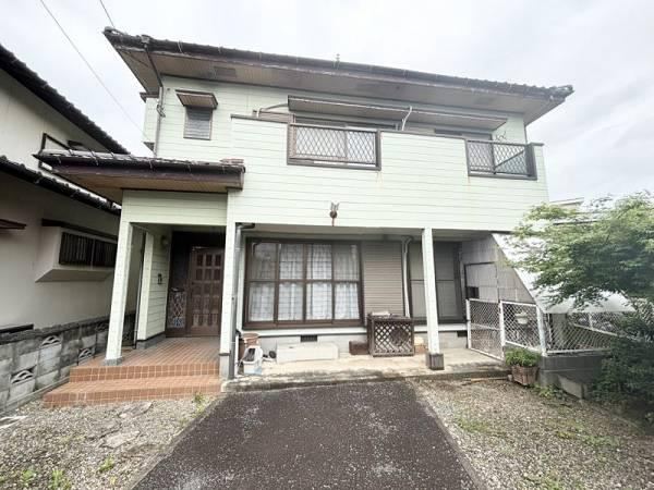 3LDK house in Kurume, Fukuoka - Photo 1