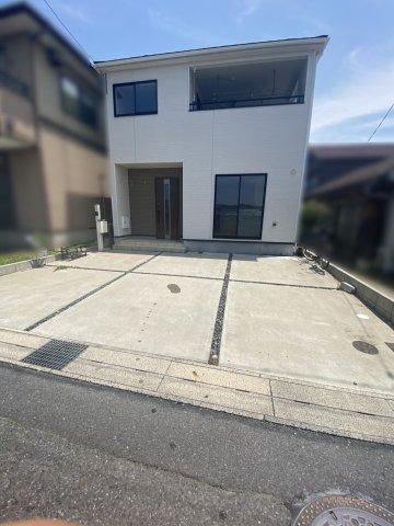 4LDK house in Tajimi, Gifu - Photo 1
