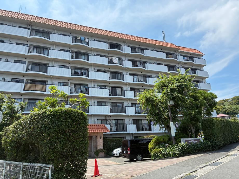 3LDK apartment in Yokosuka, Kanagawa - Photo 1