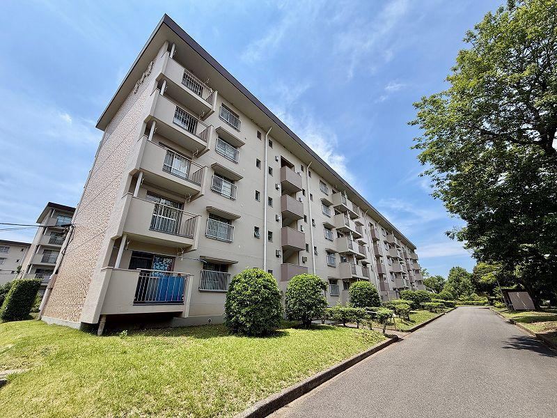 4LDK apartment in Tama, Tokyo - Photo 1