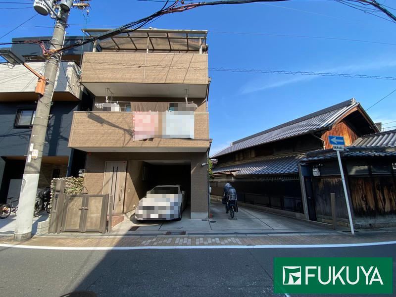5LDK house in Tsurumi Ward, Osaka - Photo 1