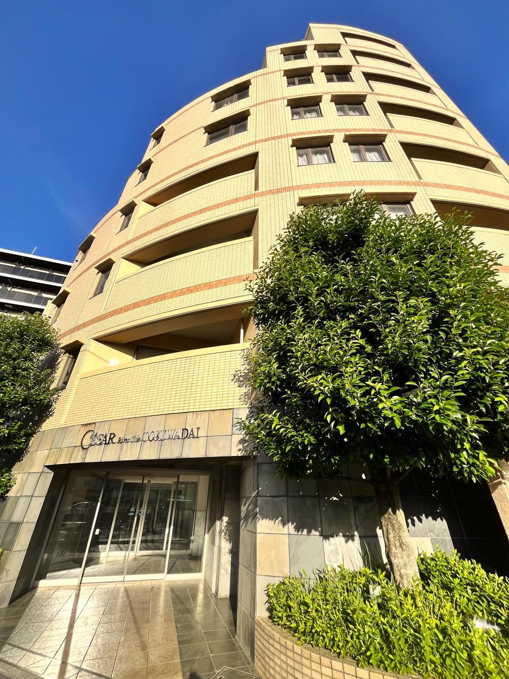 2LDK apartment in Itabashi Ward, Tokyo - Photo 1
