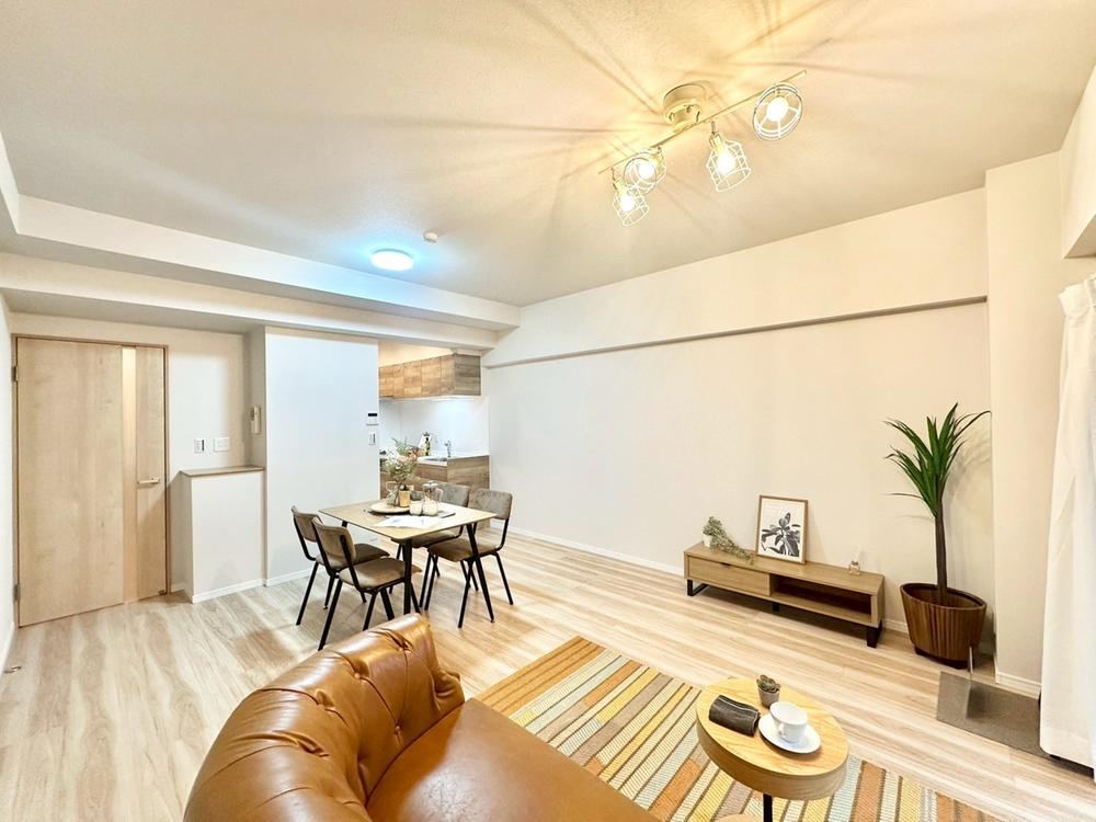 2LDK+S apartment in Naka Ward, Hiroshima - Photo 1